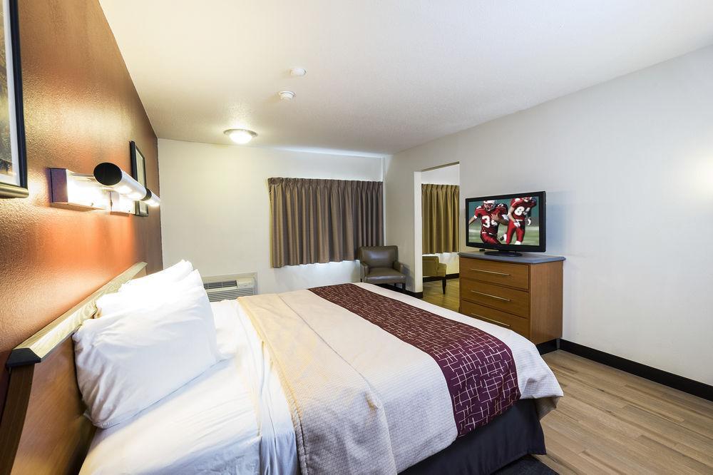 Red Roof Inn Plus+ South Deerfield - Amherst Eksteriør bilde